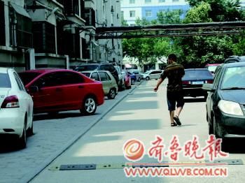 ���t(y��)Ժ�Ҍ�Ժ��(n��i)���ɵ���߅ͣ�M��܇,�е�ֱ��ͣ��·���g������(b��o)ӛ����诔z