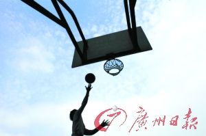 �DƬ�f(shu��)�����W(xu��)����?c��)����ش�W(xu��)�Ļ@���(ch��ng)��������W(xu��)�����w���O(sh��)ʩ�Ƿ��򹫱����M(f��i)�_(k��i)�������˂����c(di��n)�P(gu��n)ע�Ć�(w��n)�}��