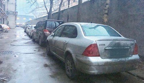 ʡ�ǖ|��һ���fС�^(q��)��(n��i)���]�Є���ͣ܇λ����������͛]�еط�ͣ܇��������ӛ�� ���� �z